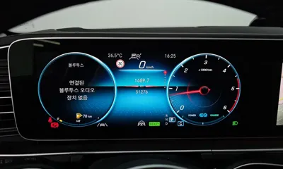 Mercedes-Benz GLE-Class 2023, 51276 км, за 55219.1 USD - фото 8