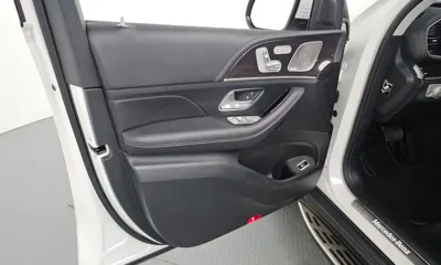 Mercedes-Benz GLE-Class 2023, 51276 км, за 55219.1 USD - фото 24
