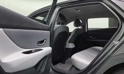 Hyundai Avante 2022, 34625 км, за 14638.31 USD - фото 29