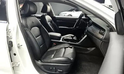 Kia K7 2020, 58577 км, за 14375.74 USD - фото 10