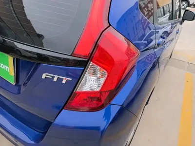 Honda Fit 2015, 147600 км, за 3855.13 USD - фото 8