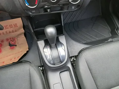 Honda Fit 2015, 147600 км, за 3855.13 USD - фото 14