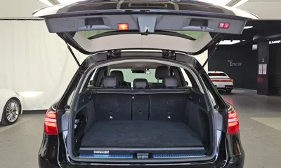 Mercedes-Benz GLC-Class 2019, 44954 км, за 18045.61 USD - фото 20