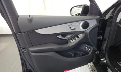 Mercedes-Benz GLC-Class 2019, 44954 км, за 18045.61 USD - фото 24