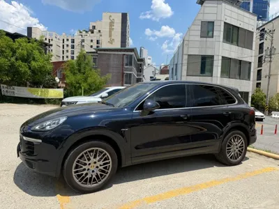 Porsche Cayenne · 2016 год