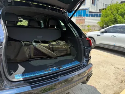 Porsche Cayenne 2016, 156000 км, за 16410.66 USD