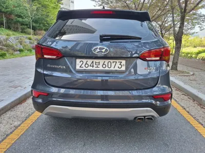 Hyundai Santafe 2016, 179973 км, за 7877.12 USD