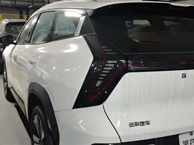 Geely Boyue L 0, 100 км, за 12654.26 USD