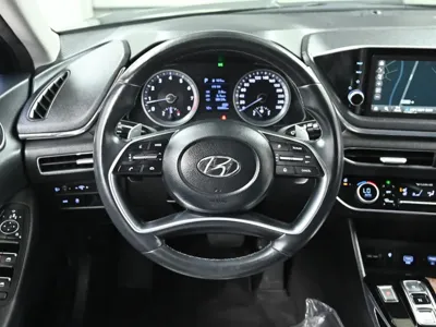 Hyundai Sonata 2020, 86978 км, за 10684.04 USD - фото 13