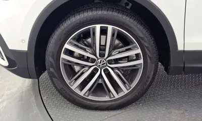 Volkswagen Tiguan 2023, 14095 км, за 21150.81 USD