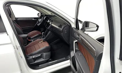 Volkswagen Tiguan 2023, 14095 км, за 21150.81 USD - фото 11