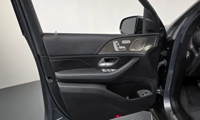 Mercedes-Benz GLE-Class 2023, 39695 км, за 53949.15 USD - фото 24