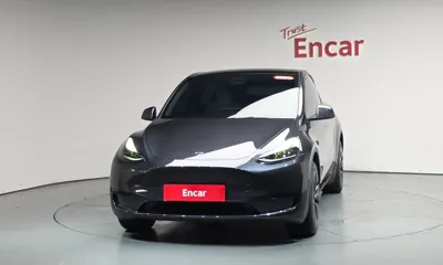 Tesla Model Y 2025, 19760 км, за 27898.12 USD