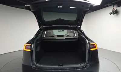 Tesla Model Y 2025, 19760 км, за 27687.31 USD - фото 20