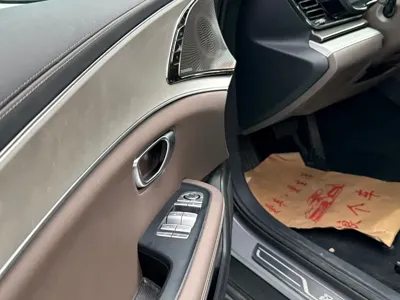 BYD Han 2025, 23000 км, за 17346.9 USD - фото 12