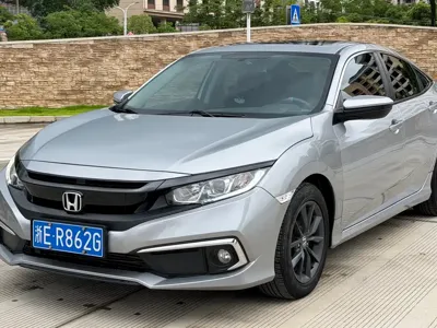 Honda Civic · 2022 год