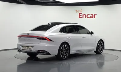 Hyundai Grandeur 2021, 96509 км, за 14113.17 USD
