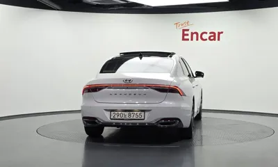 Hyundai Grandeur 2021, 96509 км, за 14113.17 USD