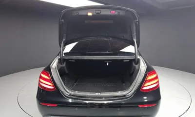 Mercedes-Benz E-Class 2017, 155537 км, за 11152.68 USD - фото 20