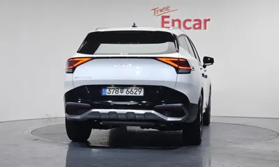 Kia Sportage 2022, 105899 км, за 15659.07 USD