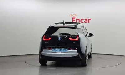 BMW i3 2014, 71667 км, за 5942.63 USD