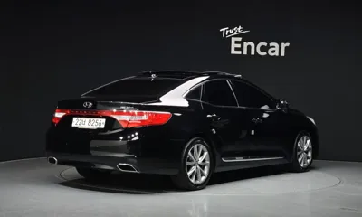 Hyundai Grandeur 2015, 148374 км, за 4428.88 USD