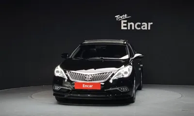 Hyundai Grandeur 2015, 148374 км, за 4428.88 USD