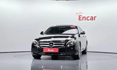 Mercedes-Benz E-Class 2017, 123876 км, за 12871.35 USD