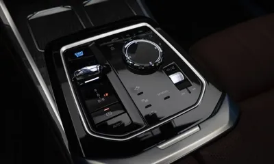 BMW i7 2026, 6821 км, за 97675.29 USD - фото 9