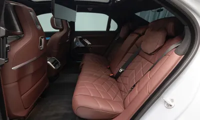 BMW i7 2026, 6821 км, за 97675.29 USD - фото 11