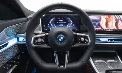 BMW i7 2026, 6821 км, за 97675.29 USD - фото 12