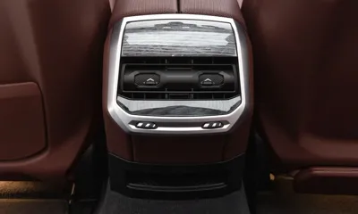BMW i7 2026, 6821 км, за 97675.29 USD - фото 19