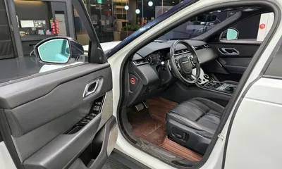 Land Rover Range Rover Velar 2018, 114623 км, за 18434.09 USD - фото 11