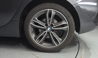 BMW 1-Series 2020, 77466 км, за 12880.57 USD - фото 21