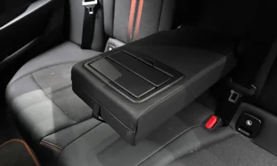 BMW 1-Series 2020, 77466 км, за 12880.57 USD - фото 30
