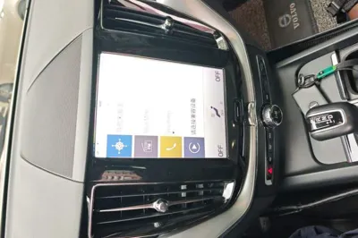 Volvo XC60 2019, 38500 км, за 17814 USD - фото 13