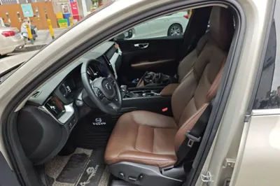 Volvo XC60 2019, 38500 км, за 17814 USD - фото 15