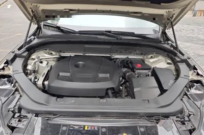 Volvo XC60 2019, 38500 км, за 17814 USD - фото 21