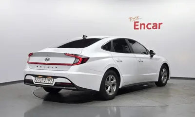 Hyundai Sonata 2021, 91373 км, за 10083.28 USD