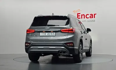 Hyundai Santafe 2019, 62710 км, за 11981.5 USD