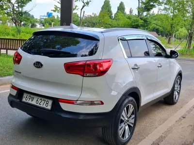 Kia Sportage 2014, 122000 км, за 5710.91 USD