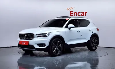 Volvo XC40 · 2022 год