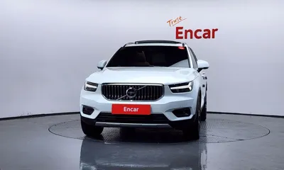 Volvo XC40 2022, 37037 км, за 21322.23 USD