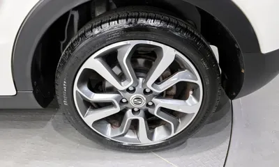 KG_Mobility_Ssangyong TIBOLI 2016, 109727 км, за 5565.27 USD