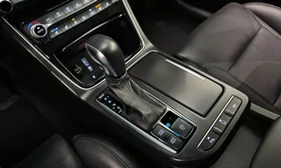 Hyundai Grandeur 2018, 157536 км, за 7922.03 USD - фото 9