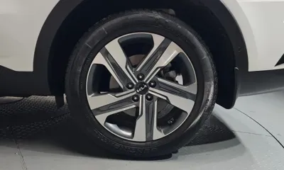 Kia Sorento 2022, 100842 км, за 18502.13 USD - фото 21