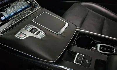 Hyundai Grandeur 2020, 140272 км, за 11224.23 USD - фото 9