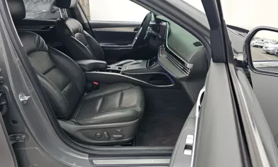 Hyundai Grandeur 2020, 140272 км, за 11224.23 USD - фото 10