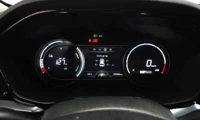 Kia Niro 2023, 24496 км, за 11694.72 USD - фото 8