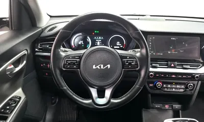 Kia Niro 2023, 24496 км, за 11694.72 USD - фото 12